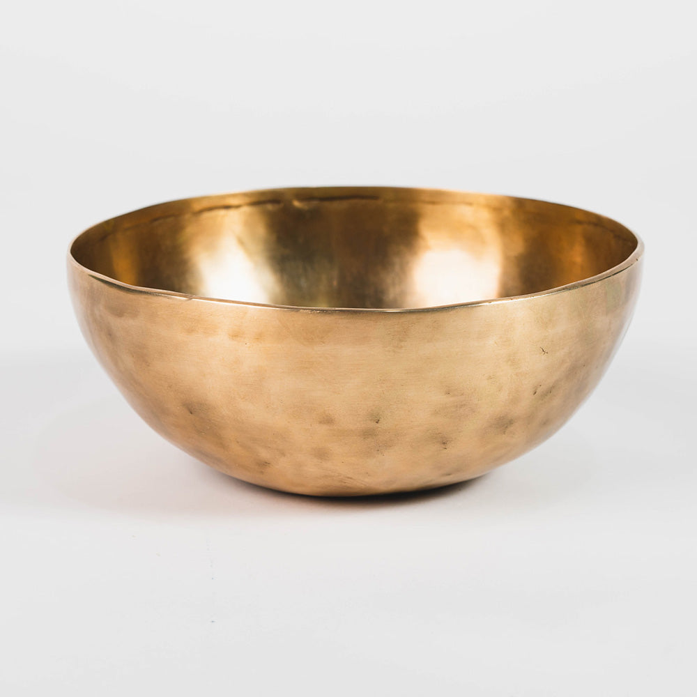 Gold Singing Bowl: 13.5 cm 526gms F4 365 hz